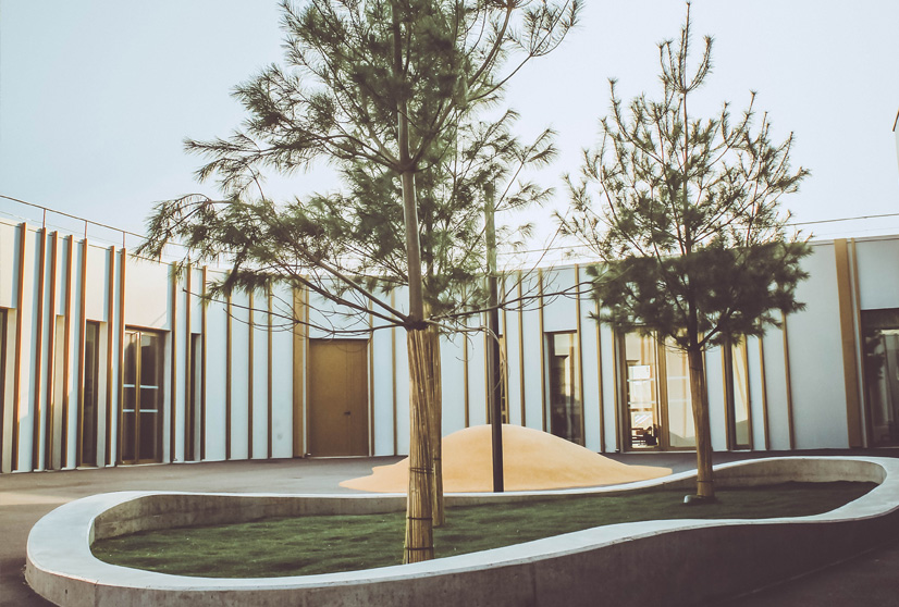 ENVIRONNEMENT-ECOLE-FLORA
